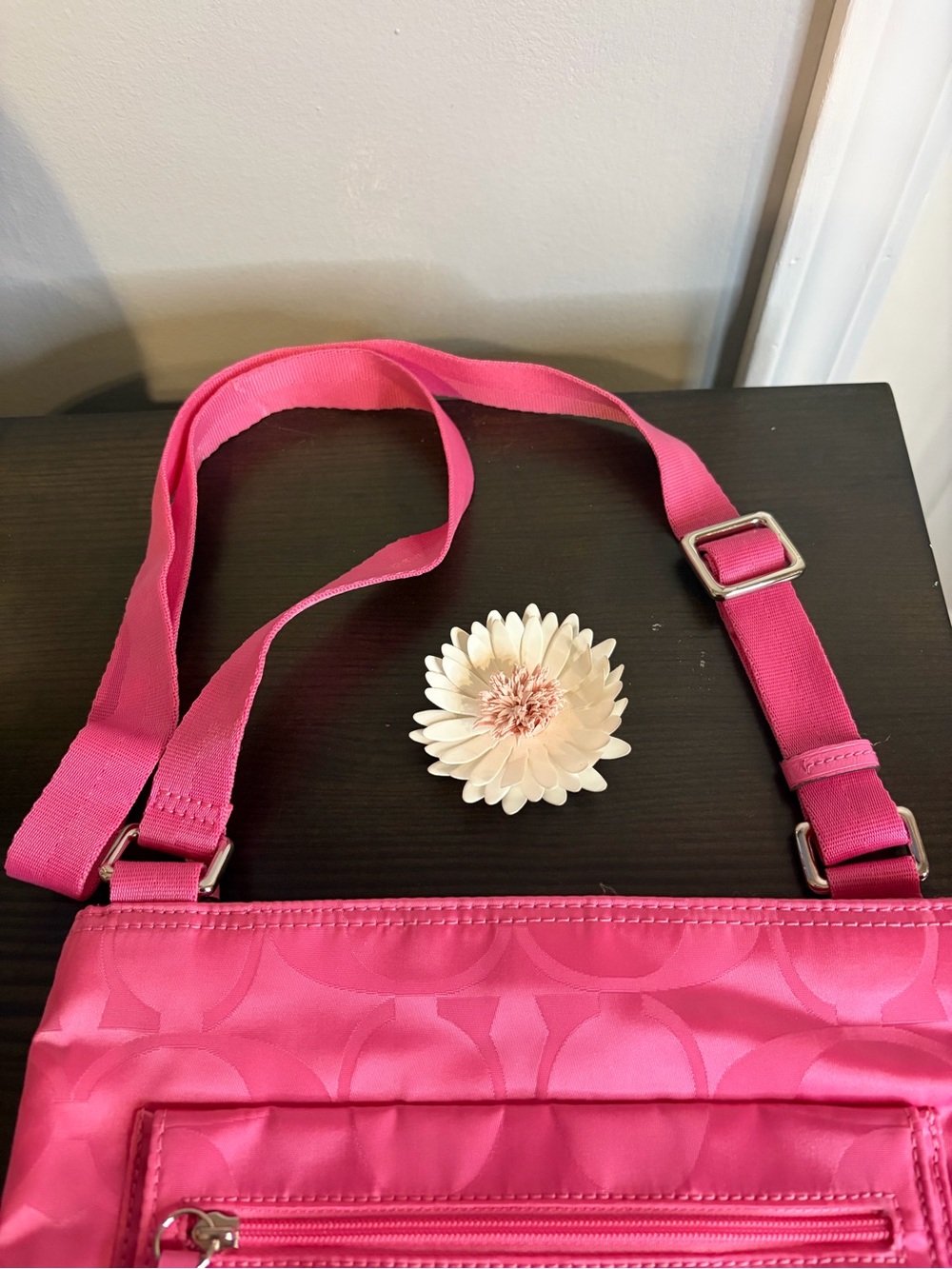 Coach Hot Pink Signature Nylon Crossbody Messenger Bag Y2K - Picture 3 of 15